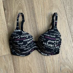 Victoria’s Secret bra 32DD body
